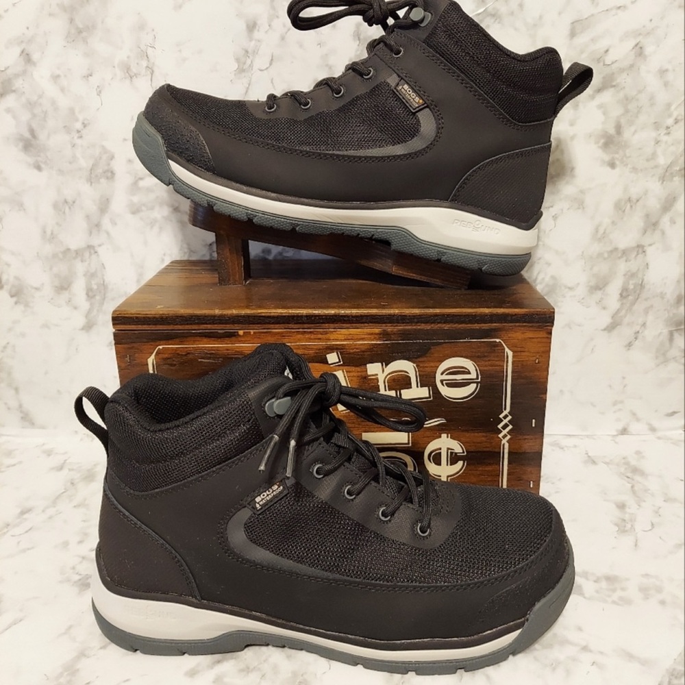 BOGS Women’s Steel Toe 8.5